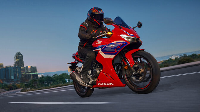 CBR500R